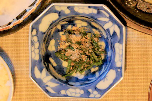 ほうれん草のごま味噌和え